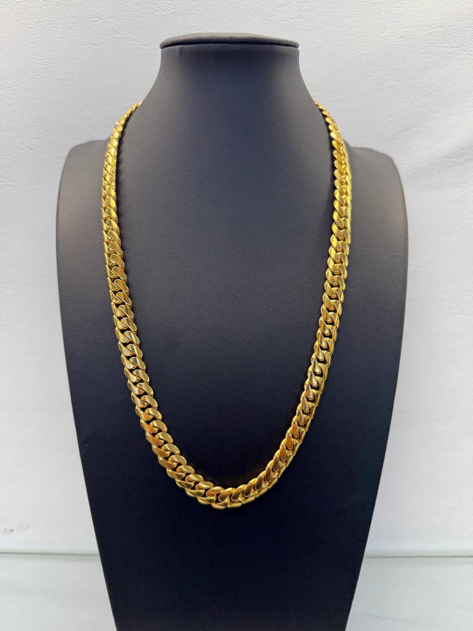 Mayoni Jewelers